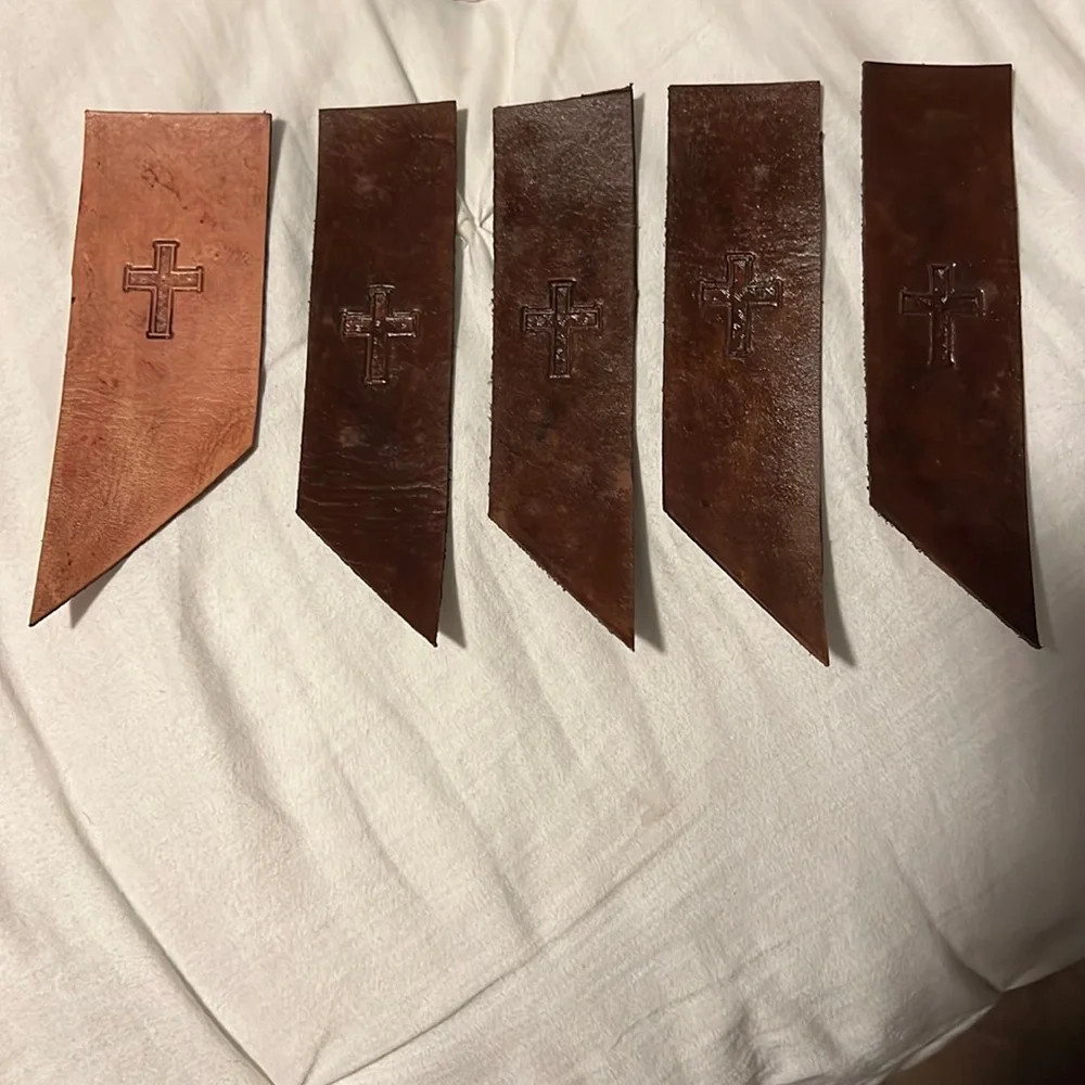 Leather Bookmark - Picture 1 of 1